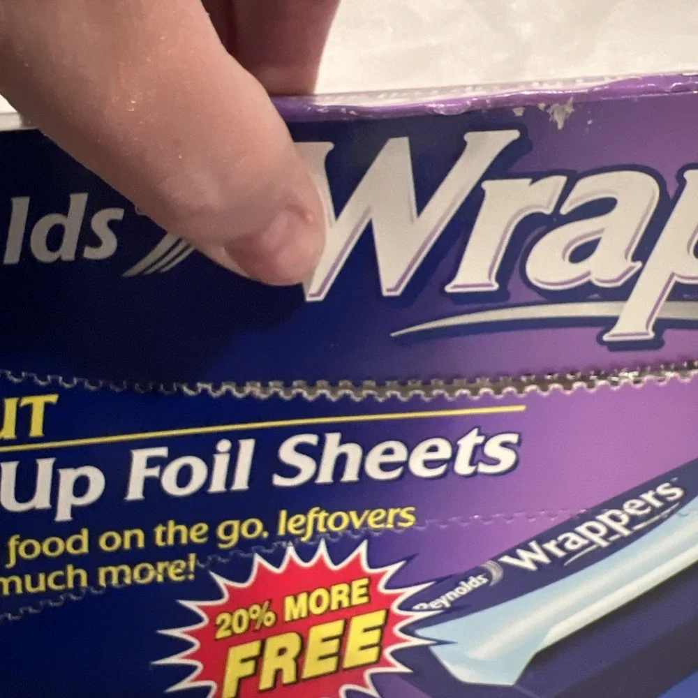 Vintage 2003 Reynolds Wrappers Aluminum Foil 30 Count Pre Cut Pop Up Sheets New